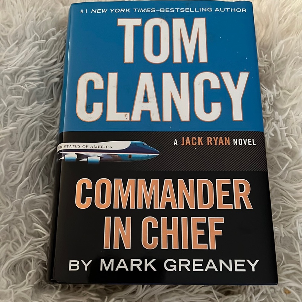 COMMANDER IN CHIEF HARD COVER